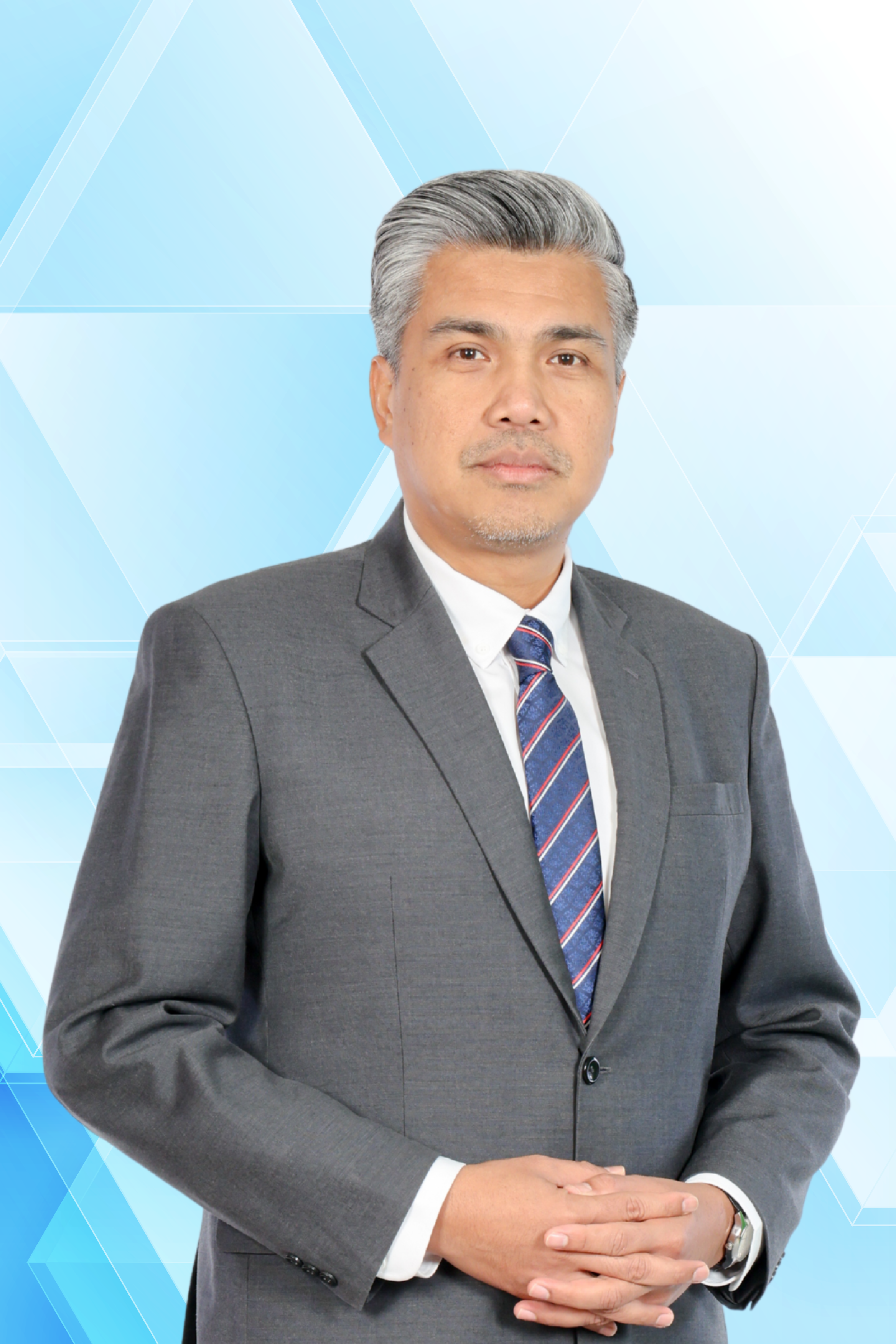 YBrs. En Zahari bin Aziz