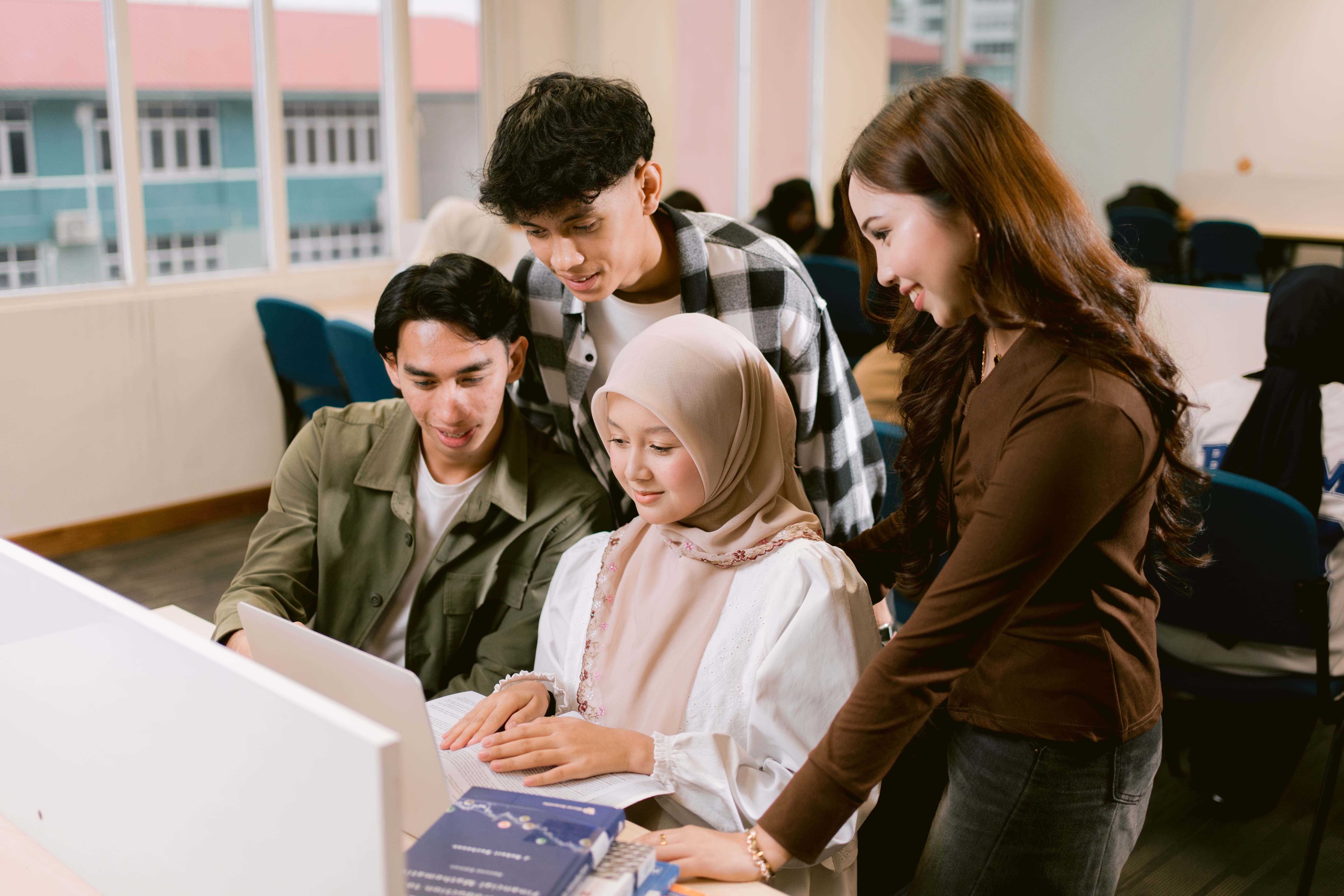 Students collaborating in a university library